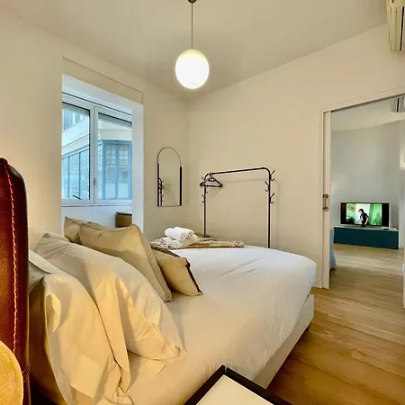Barcelonaforrent The Gaudi Suites Barcelona